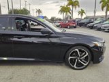 Used 2018 Honda Accord Sport image 2