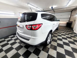 Used 2017 Chevrolet Traverse LT w/ Style and Technology Package image 5