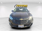 Used 2021 Chevrolet Equinox LT image 2