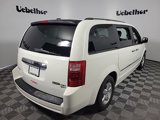 Used 2010 Dodge Grand Caravan SXT image 5