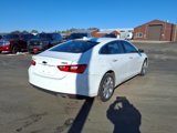 Used 2017 Chevrolet Malibu Premier w/ Driver Confidence Package image 6