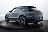 Certified 2019 Porsche Macan image 3