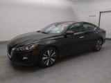 Used 2021 Nissan Altima 2.5 SV image 2