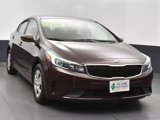 Used 2018 Kia Forte LX image 2