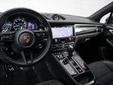 Certified 2023 Porsche Macan Turbo image 4
