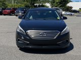 Used 2016 Hyundai Sonata SE image 2