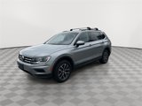 Used 2020 Volkswagen Tiguan SE w/ Panoramic Sunroof Package image 4