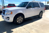 Used 2017 Ford Expedition XLT image 3