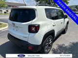Used 2017 Jeep Renegade Latitude w/ Cold Weather Group image 5