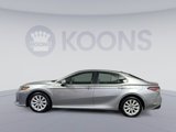 Used 2020 Toyota Camry LE image 2