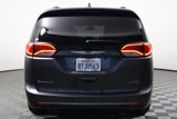 Used 2019 Chrysler Pacifica Limited image 5
