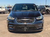 New 2025 Chrysler Pacifica Select image 3