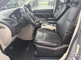 Used 2013 Chrysler Town & Country Touring image 3