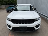Used 2023 Jeep Grand Cherokee Altitude image 2