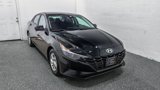 Used 2022 Hyundai Elantra SE image 2