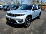 Used 2022 Jeep Grand Cherokee Limited 4xe image 3