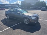 Used 2017 Chrysler 300 Limited image 3