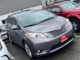 Used 2015 Toyota Sienna XLE image 3
