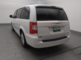 Used 2016 Chrysler Town & Country Touring image 5