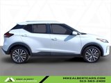 Used 2021 Nissan Kicks SV image 3
