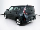 Used 2023 Kia Soul LX w/ LX Technology Package image 5