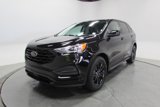 Used 2024 Ford Edge SE w/ Black Appearance Package image 3