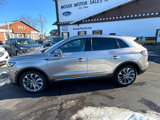 Used 2021 Lincoln Nautilus Reserve image 2