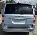 Used 2013 Chrysler Town & Country Touring image 3
