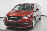 Used 2023 Chrysler Pacifica Touring-L image 3