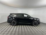 Used 2024 Kia Sorento S image 5