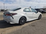 Used 2023 Toyota Camry SE image 4