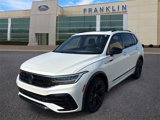 Used 2023 Volkswagen Tiguan SE R-Line image 3