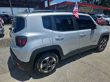 Used 2018 Jeep Renegade Latitude image 4