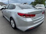 Used 2017 Kia Optima LX w/ Convenience Plus Package image 4