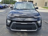 Used 2022 Kia Soul LX w/ Technology Package image 2