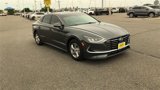 Used 2023 Hyundai Sonata SE image 2