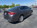 Used 2016 Chrysler 200 Limited image 3