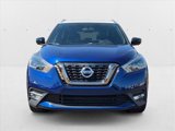 Used 2019 Nissan Kicks SR image 2