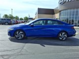 Certified 2024 Hyundai Elantra Limited image 3