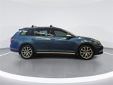 Used 2018 Volkswagen Golf Alltrack SEL image 2