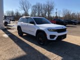 New 2025 Jeep Grand Cherokee Altitude image 3