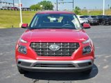 New 2025 Hyundai Venue SE image 2