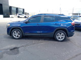 Used 2022 GMC Terrain SLE w/ Driver Convenience Package image 4