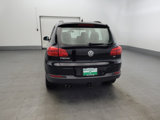 Used 2016 Volkswagen Tiguan S image 6