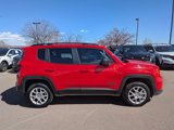 Used 2023 Jeep Renegade Latitude w/ Premium Group image 2