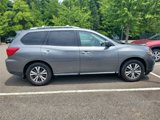 Used 2020 Nissan Pathfinder S image 3