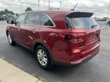 Used 2020 Kia Sorento LX image 5