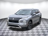 Used 2023 Mitsubishi Outlander SE image 3