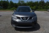 Used 2016 Nissan Rogue SV image 2