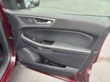 Used 2019 Ford Edge SEL w/ Equipment Group 201A image 5